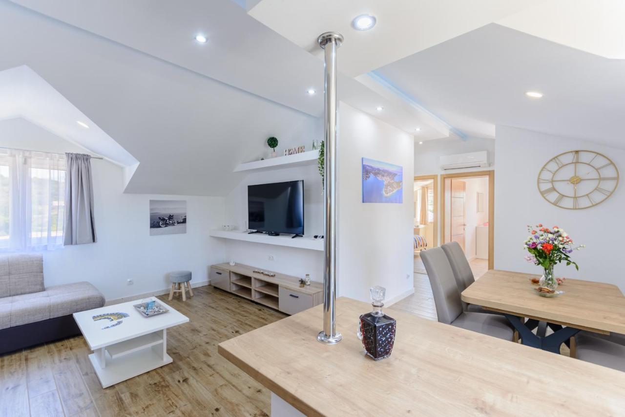 Apartment Darka 1 Sumartin Zewnętrze zdjęcie